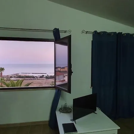 Zina, Terrazza Sul Mediterraneo. *